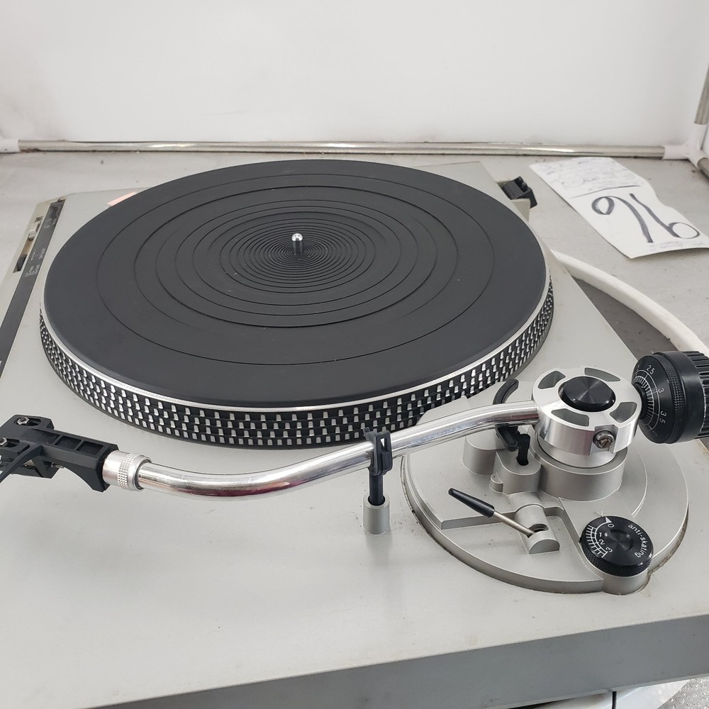 Technics SL-B2 Automatic Belt Drive Turntable System - Needs Cartridge/ Needle