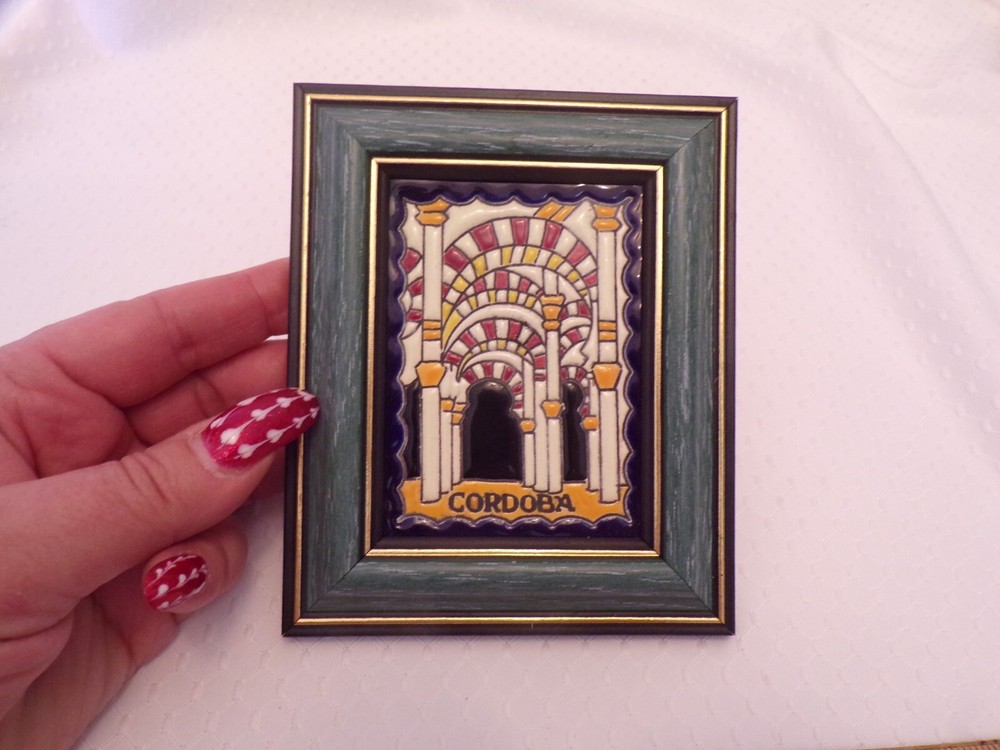 VTG Cordoba Framed Tile