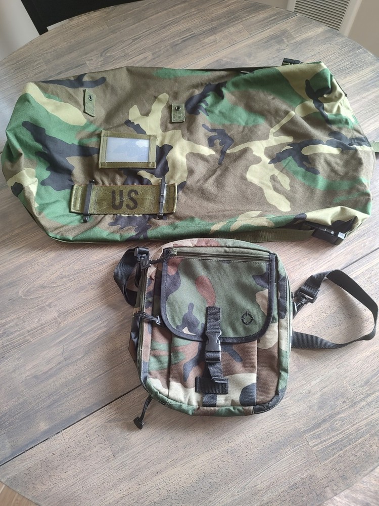 Military Camo Bags, VG
