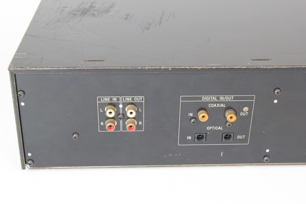 SONY DTC-700 Digital Audio Tape Deck DAT Powers On Untested