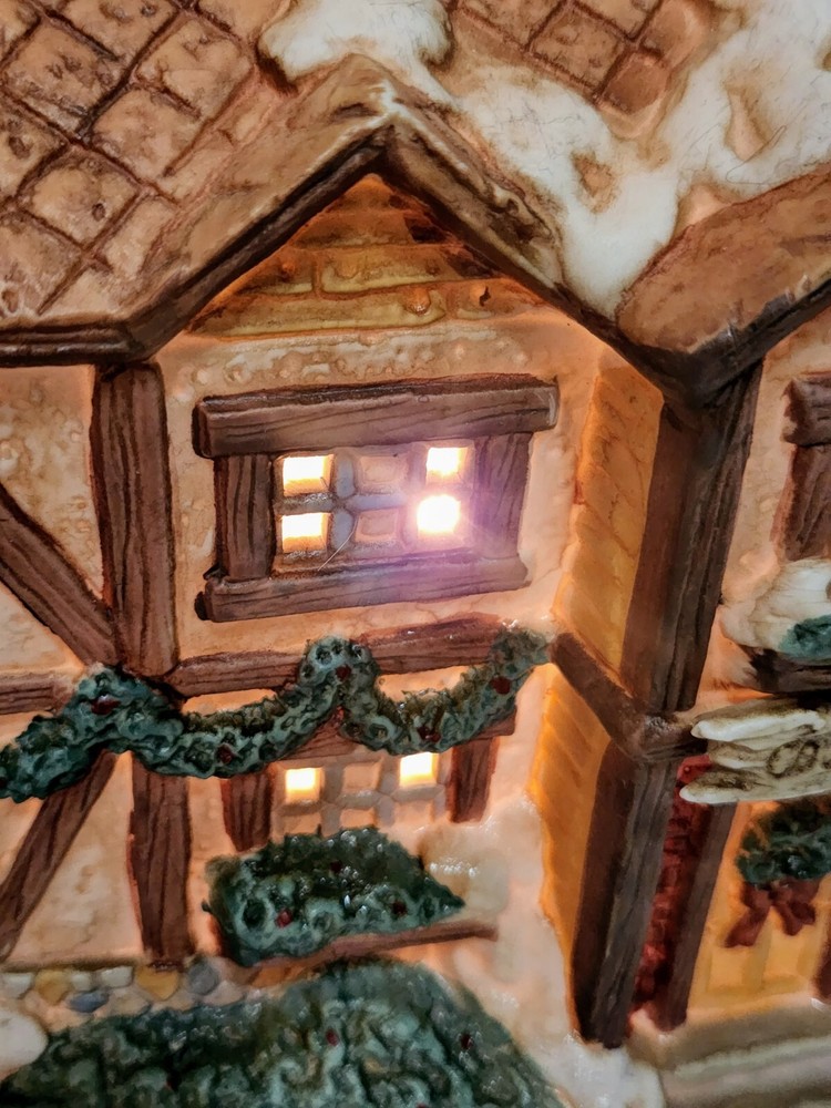 Vintage LIGHTED COUNTY INN 8×6 - Working Condition!