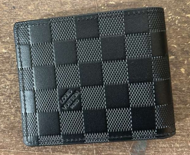 Authentic LOUIS VUITTON Men’s Damier Infini Leather Multiple Wallet