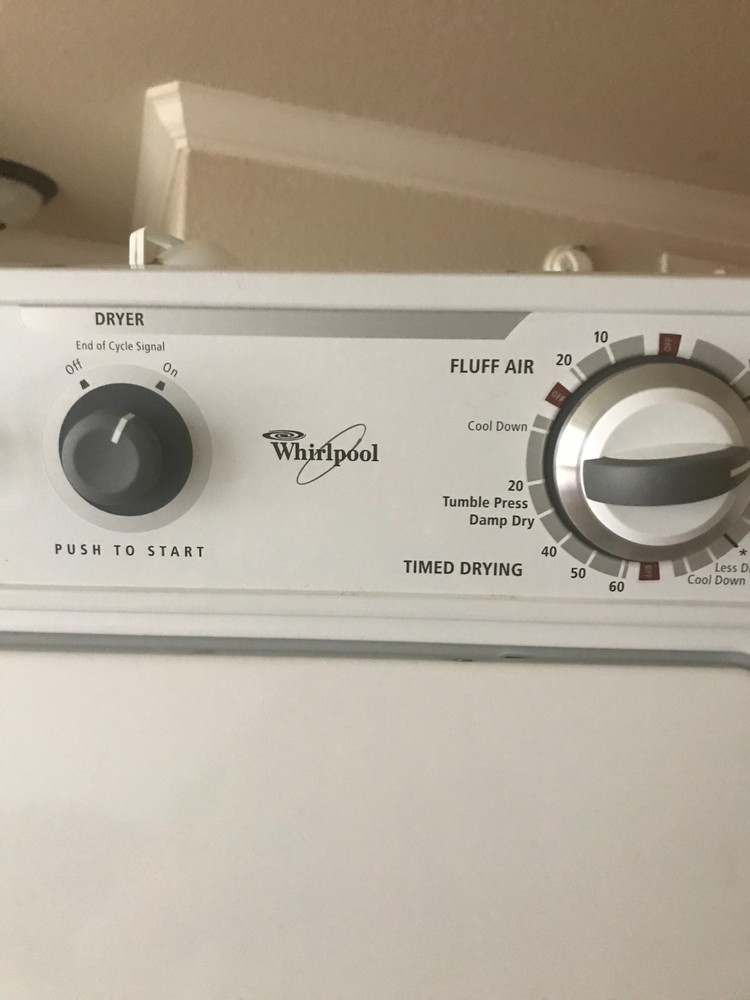 Whirlpool washing machine/dryer top/bottom stackable