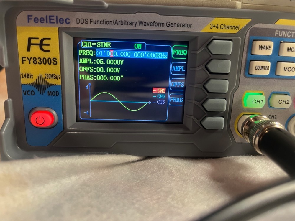 FeelElec 20MHz DDS Function/Arbitrary Waveform Generator (FY8300S-20M)