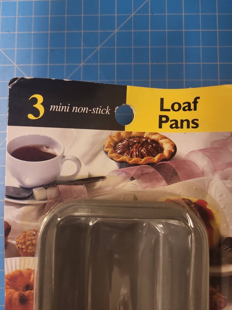 Bradshaw 3 Mini Loaf Pans Nonstick Bakeware Small Bread Cake Baking Pan Set