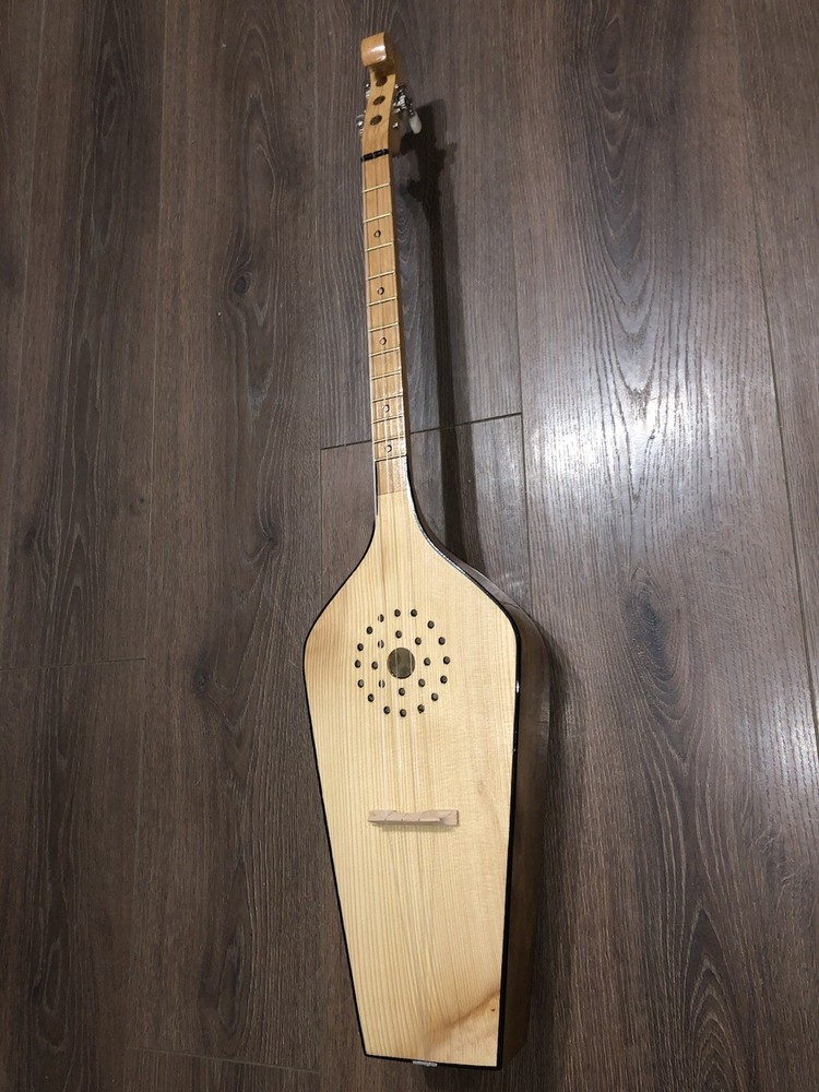 panduri fanduri ფანდური