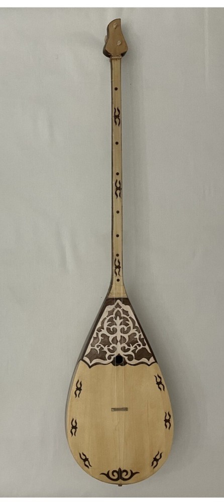 Домбра (домбира) казахский национальный профессиональный музыкальный инструмент