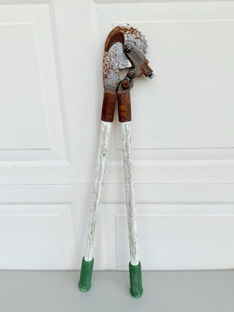 Greenlee Ratcheting Cable Cutter