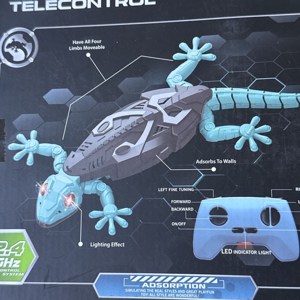 Wall Crawler Gecko - BLUE - Remote Control Lizard with LED Eyes Climbs Walls