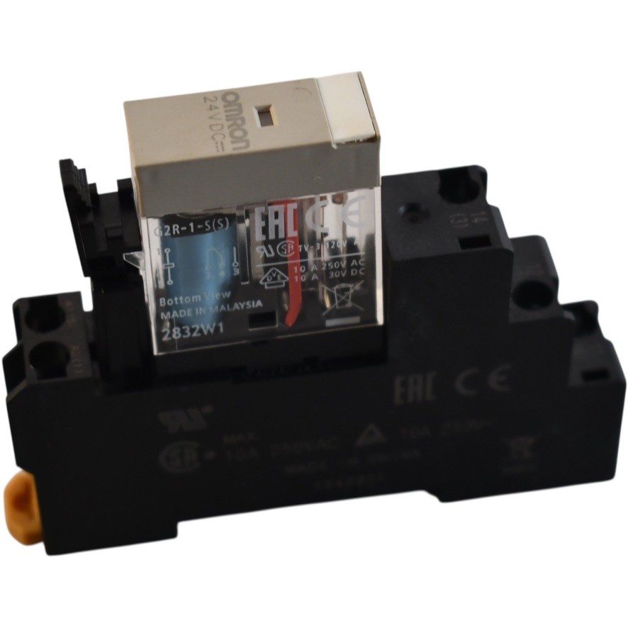 NEW Omron P2RFZ-05-E Socket with G2R-1-S(S) 24VDC General Purpose Relay