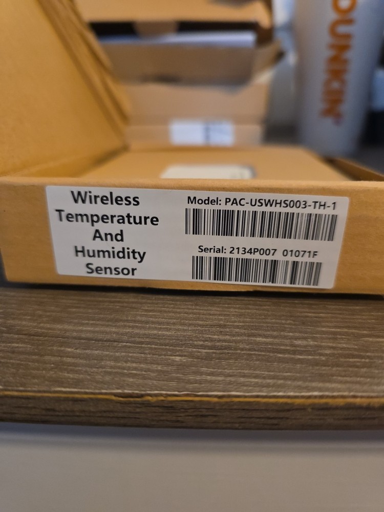 Mitsubishi Cloud Wireless Temperature Humidity Sensor pac-uswhs003-th-1 New