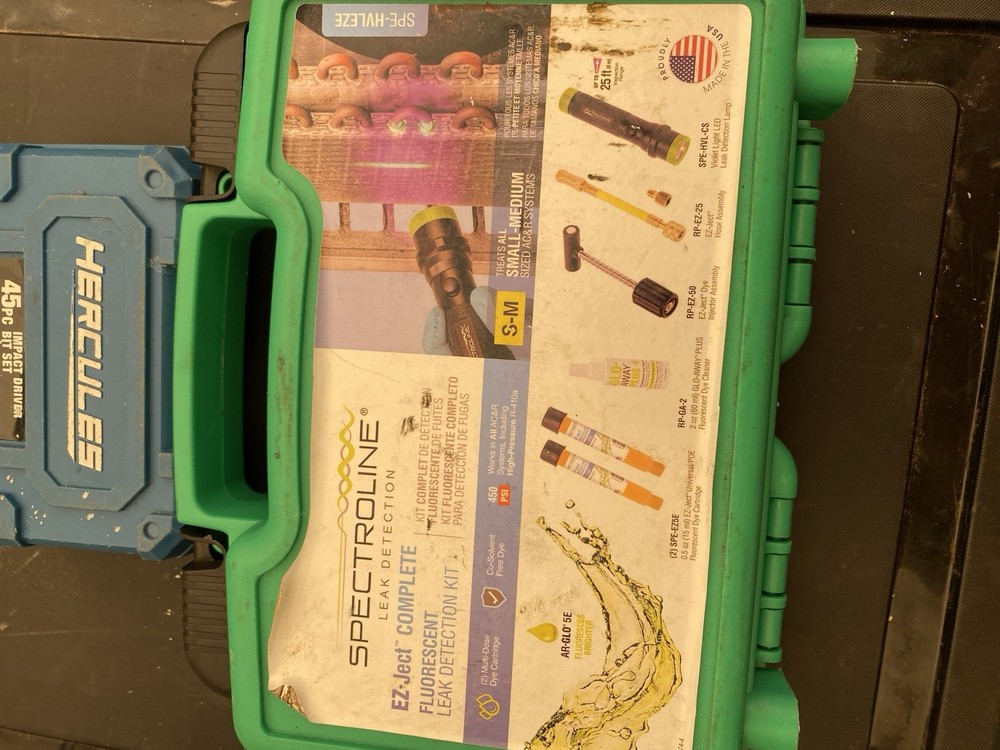 Spectroline EZ-Ject Complete Fluorescent Detection Kit