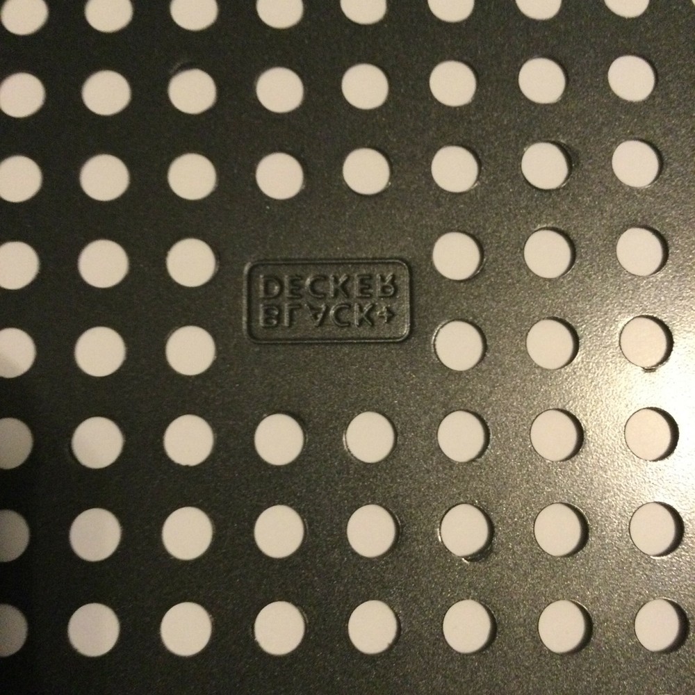 14" Round Pizza Crisper Baking Pan Black & Decker