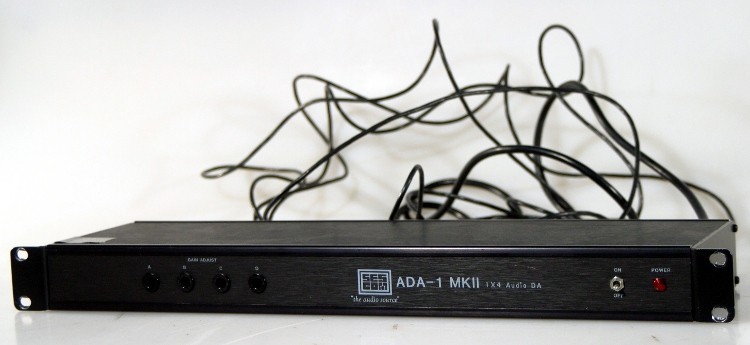 SESCOM ADA-1 MKII 4 CHANNEL AMPLIFIER