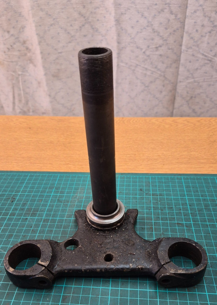 BSA  Bottom Yoke - used