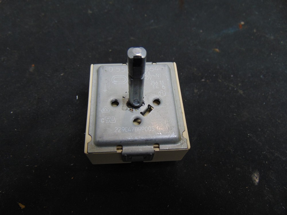 GE Electric Range PS968SP3SS Control Board Switch 229C4709P005