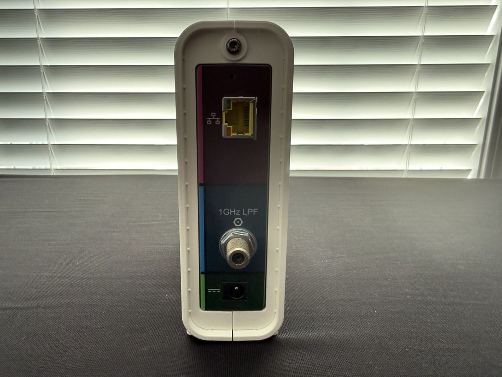 ARRIS SURFboard DOCSIS 3.0 Cable Modem - SB6190