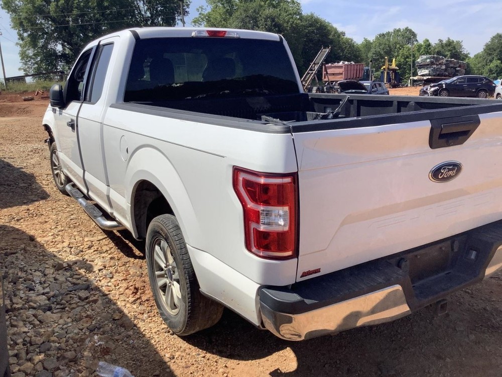 F150 2019 Glove Box 4680176