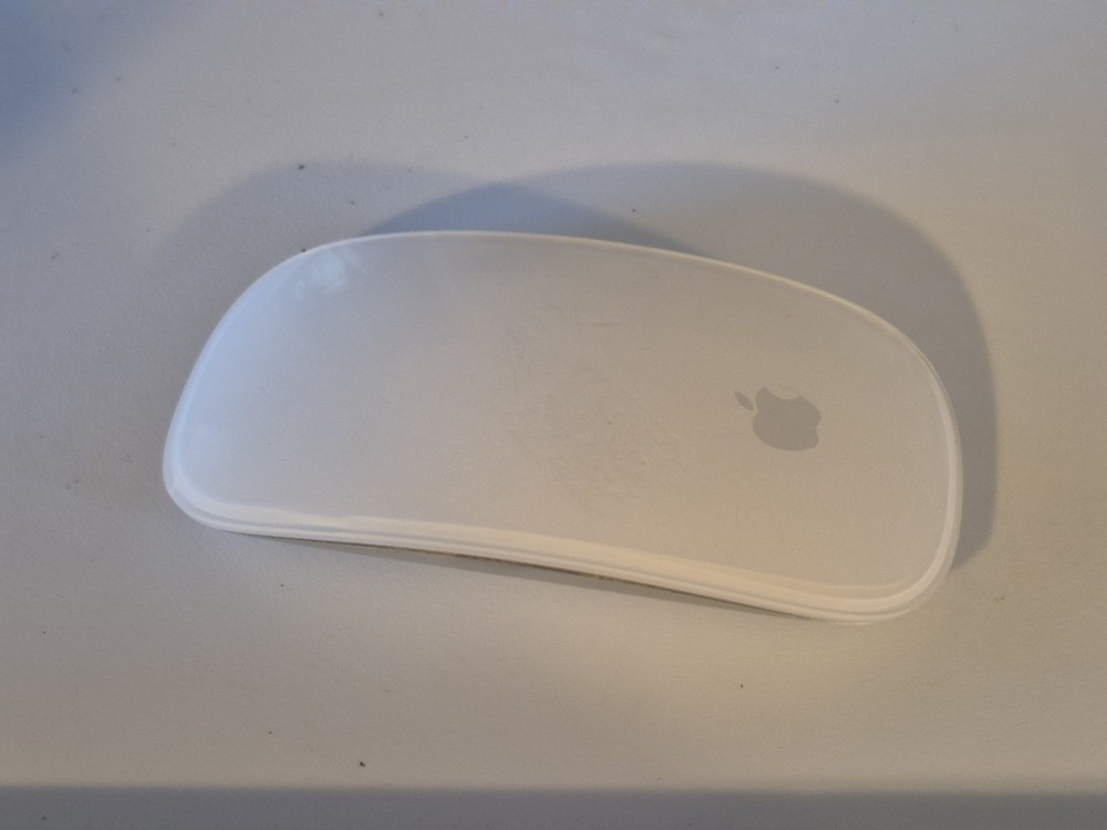 Apple Magic Mouse Authentic- Multi-Touch Surface White 8B94428, A1296 -Tested-