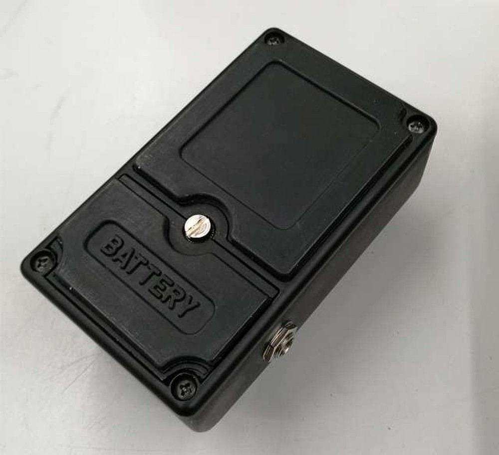 Nadine S Distortion Effector No.nm1036