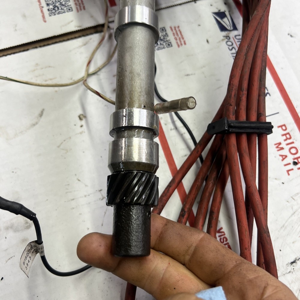 Used Mercruiser Thunderbolt IV Marine Engine Ignition Distributor