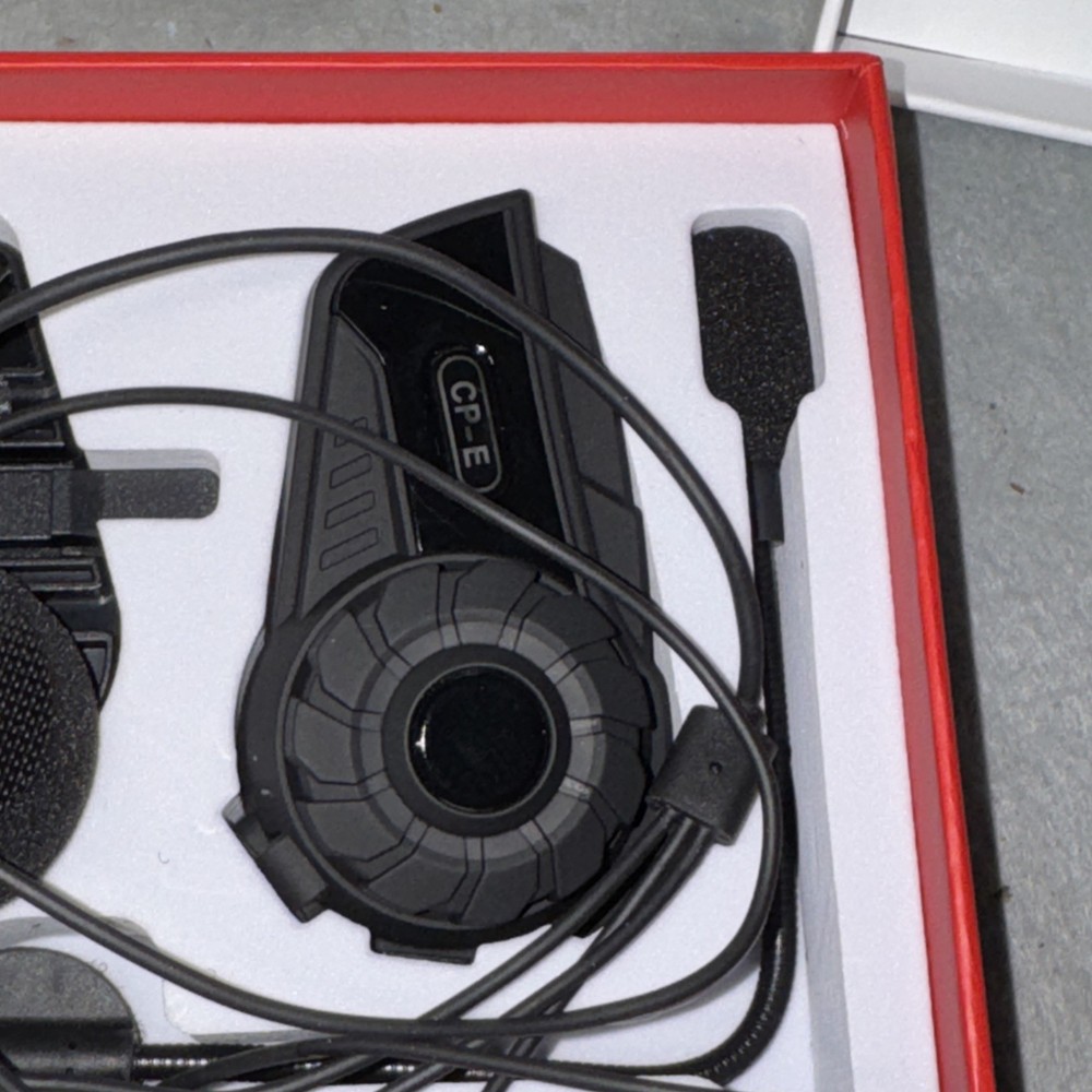 Moman CP-E Compack Edge Headset Helmet Intercom 1- Rider Kit UNTESTED