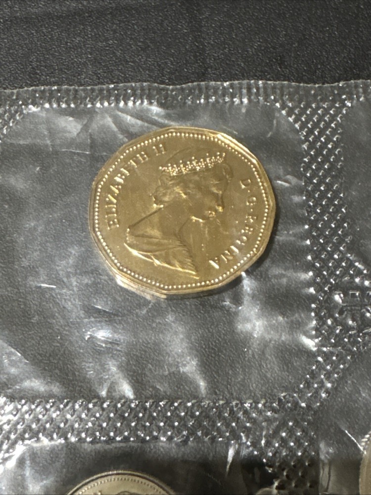 1993 Canada six coin mint set!