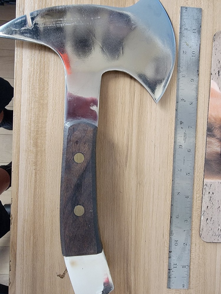 Hatchet ax-knife