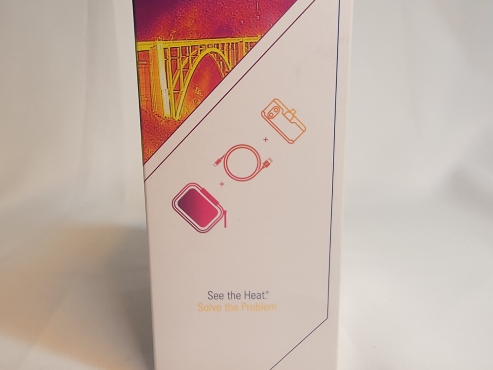 FLIR ONE Thermal Imaging Camera iOS iPhone/iPad Lightning- Open box