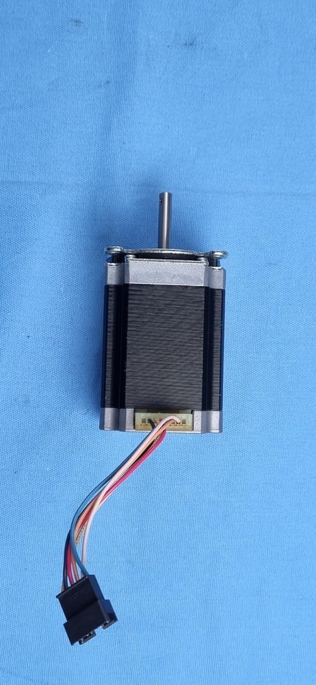 SANYO DENKI - Step-Syn Stepping Motor 103H7126-2546