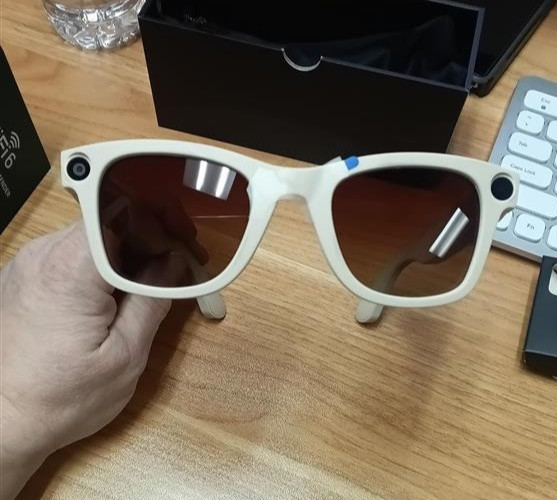 Parameters smart glasses model e03S