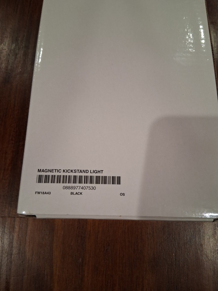 Supreme Kick Stand Light