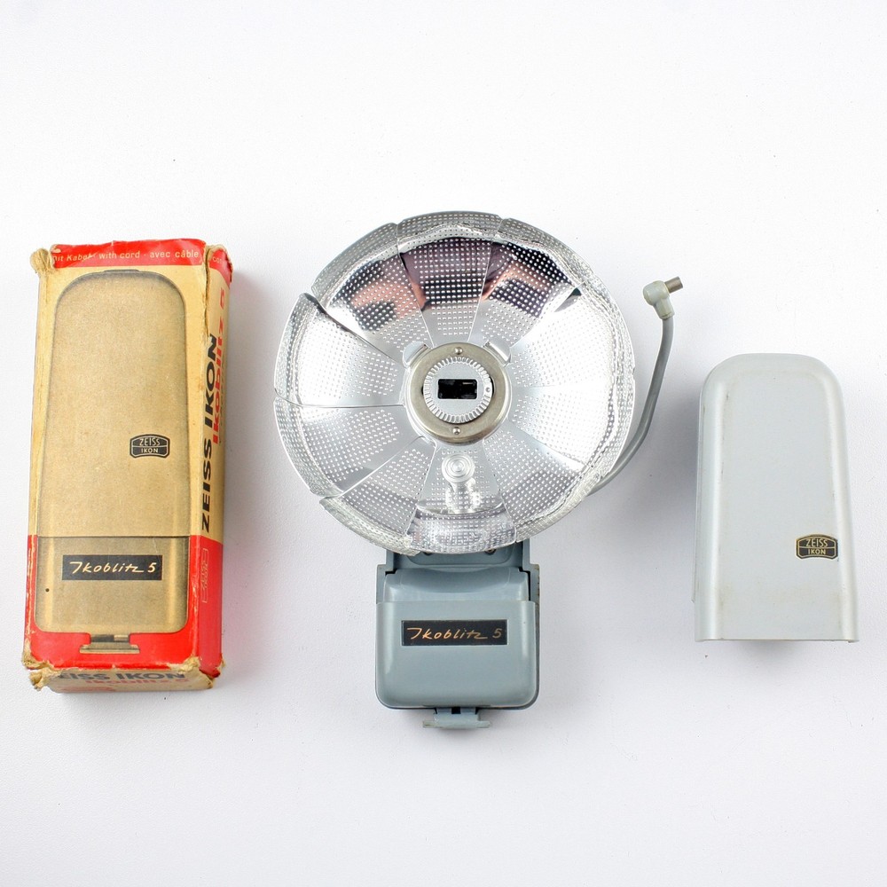 Zeiss Ikon Ikoblitz 5 Tilting Flash Gun