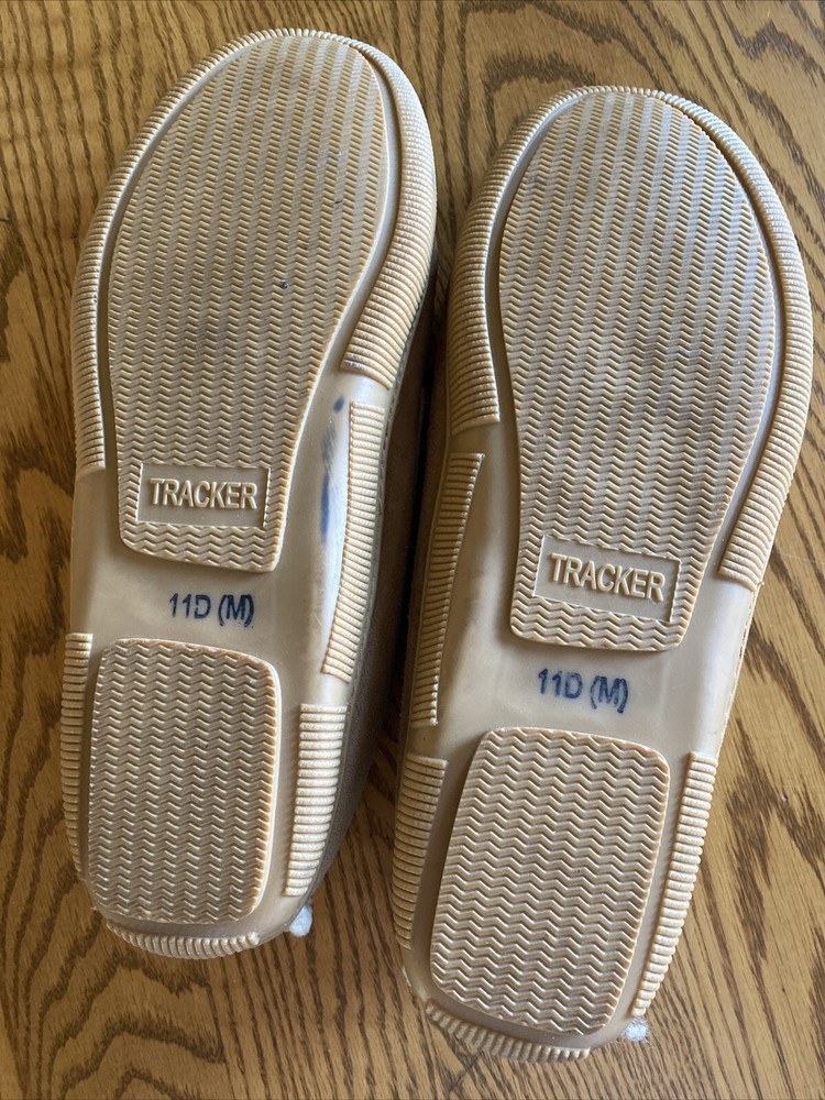 Men's TRACKER Genuine Suede Leather with Shearling Lining SLIPPERS, Size 11D