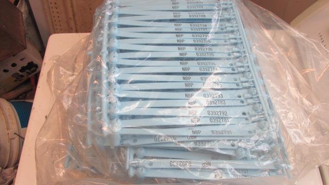 400 Blue Ear Tags Strap Snap