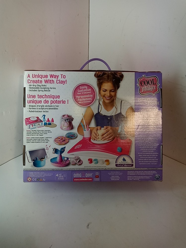 COOL MAKER POTTERY STUDIO NEW Sealed Box