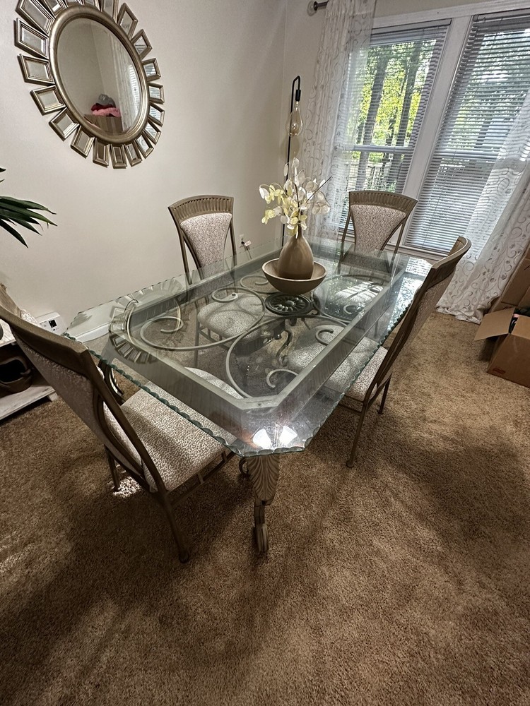 Dinner Table and Chairs Set