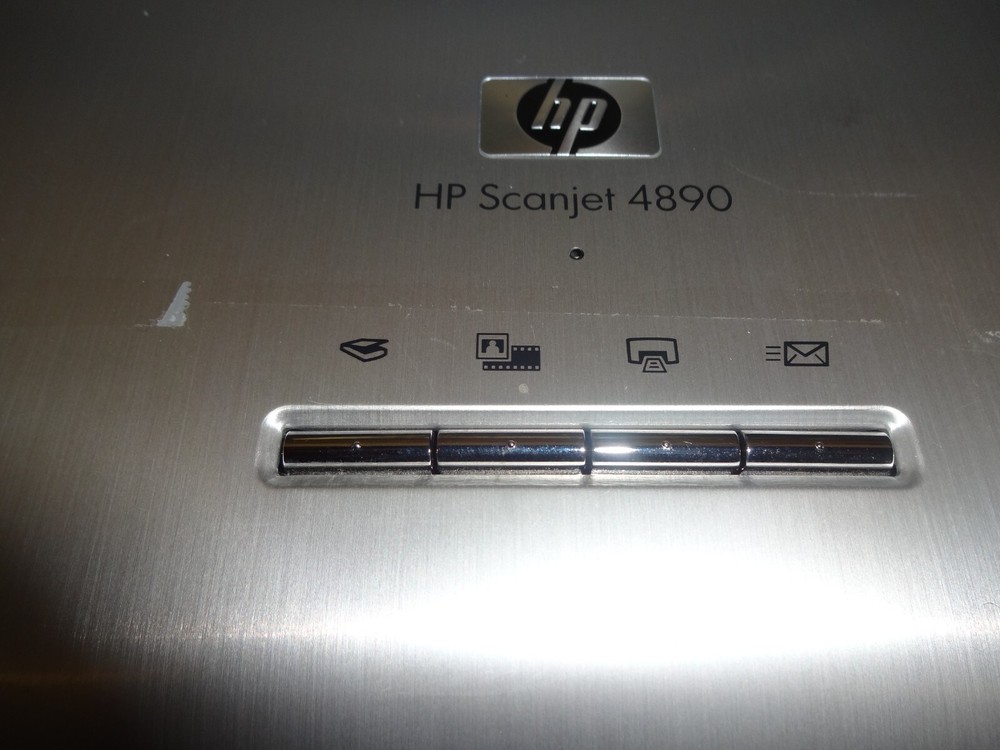 HP SCANJET 4890 FLATBED SCANNER