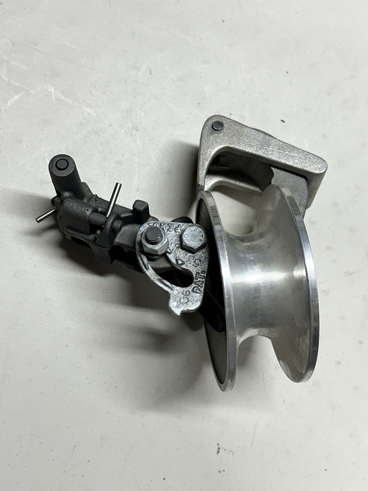 Lindsey Systems Mfg Aluminum 5326-1X Dumping Stringing Block Roller Pulley
