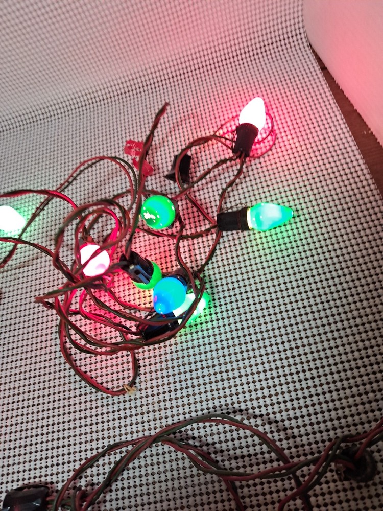 Gilbert Vintage C7 Christmas Light Strings 3 Sets 7 Sockets Per String, 11' 4"