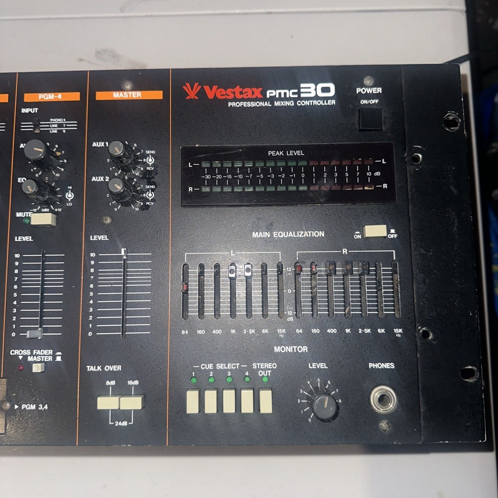 Vestax Professional Mixing Controller PMC-30 READ DESCRIPTION!!!