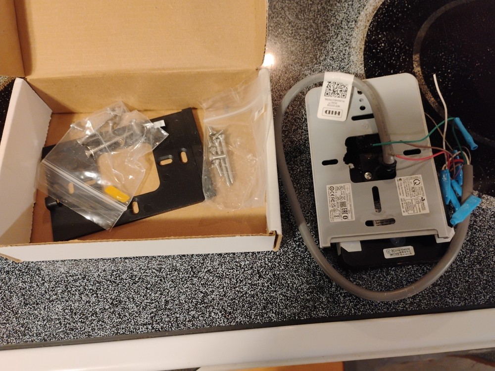 Wall Switch Reader SRD Model RPK40E HID