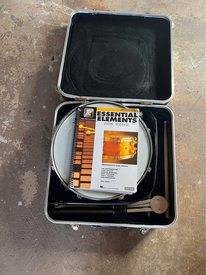 Ludwig Snare Drum With Case Student Drum