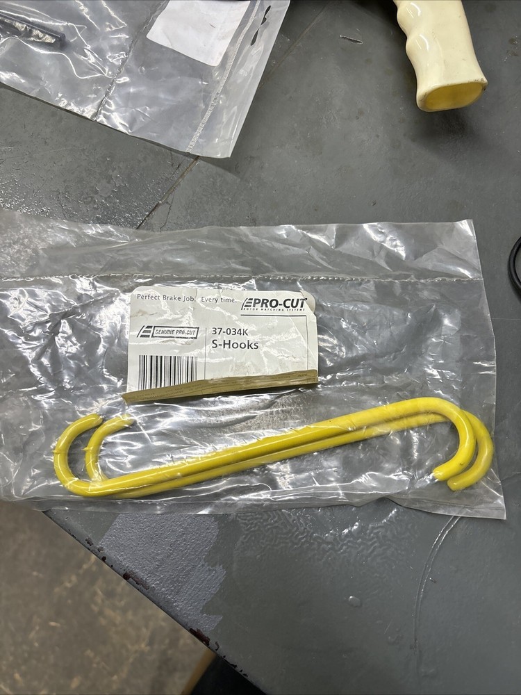 Pro-Cut 37-034K, International S Hooks