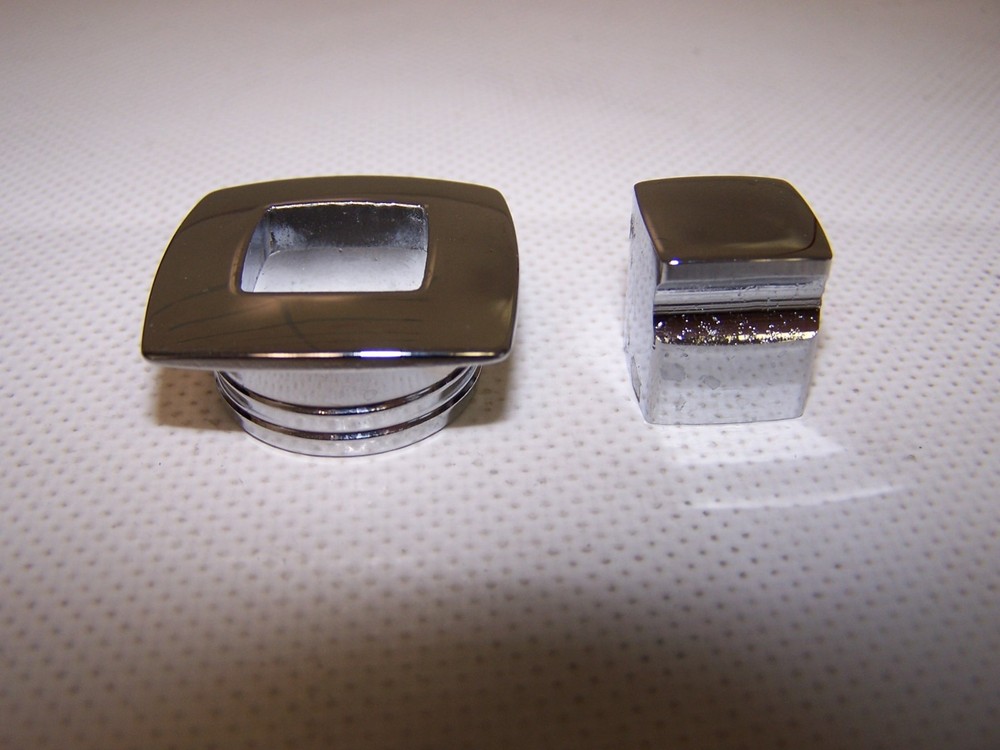 FS0436 VICTORY Push Button Mechanism CHROME OVER BRASS FINISH W/SQUARE RING
