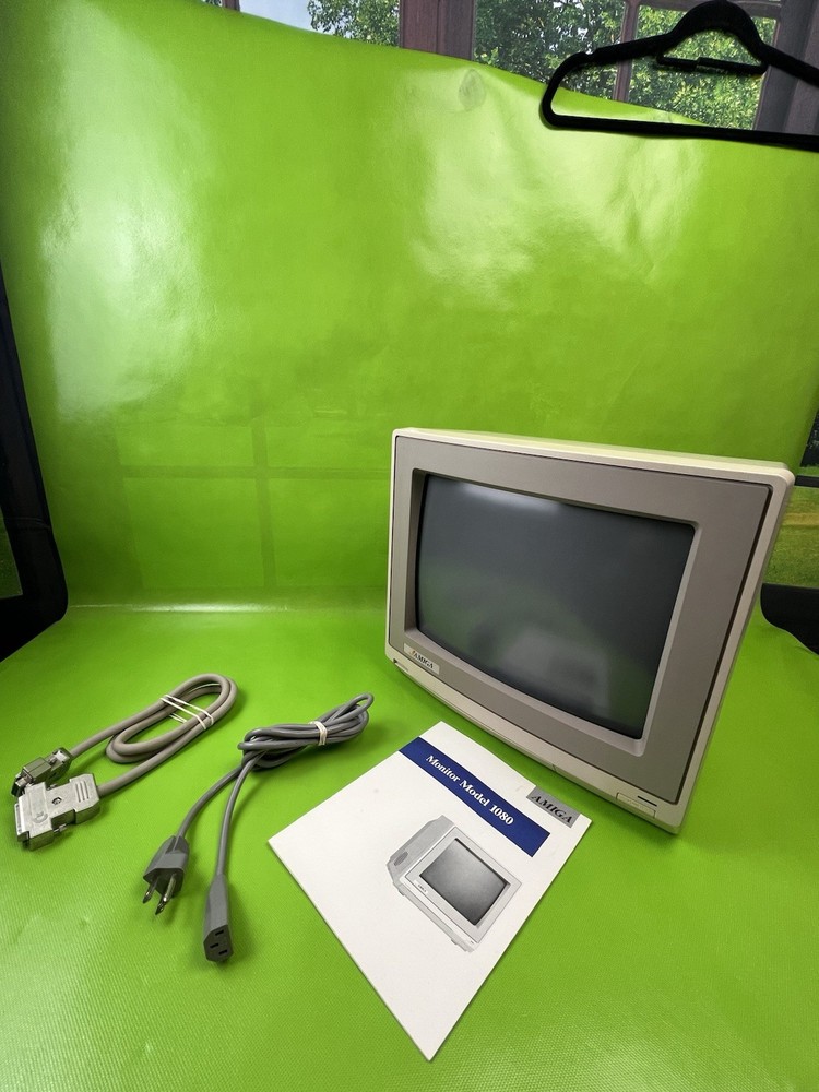 Commodore Amiga A500 Computer System Gaming System A1080 Monitor