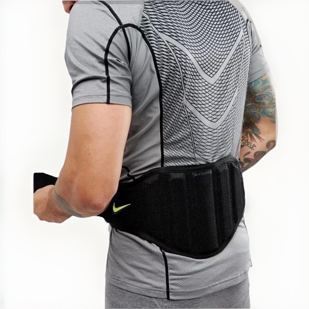 Nike Structured Training Belt 2.0 Size Medium, Black/Volt