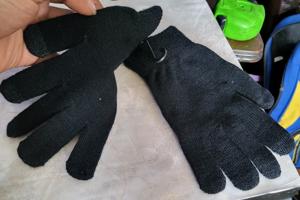 West Loop Black Texting Gloves One Size Fits Most