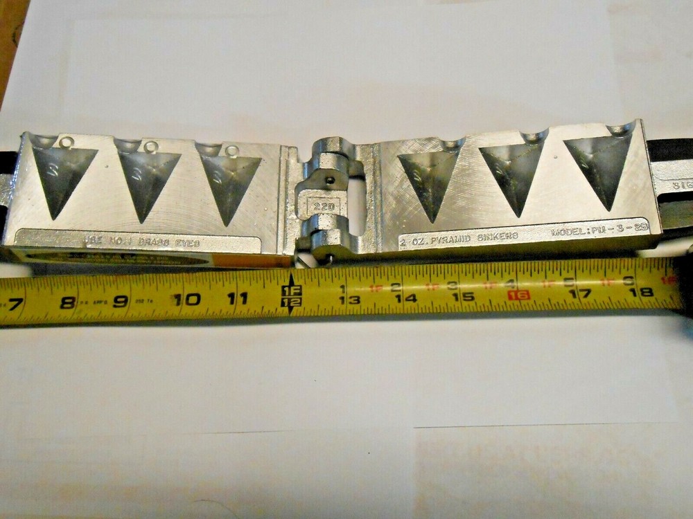 3167 Do-It Pyramid Sinker Mold 2 oz Free Ship @ $75.00