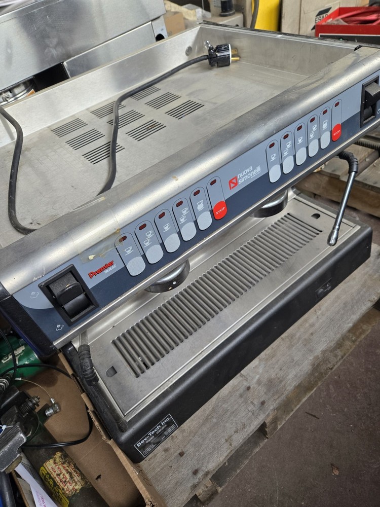 Nouva Simonelli Premier Maxi Espresso Machine
